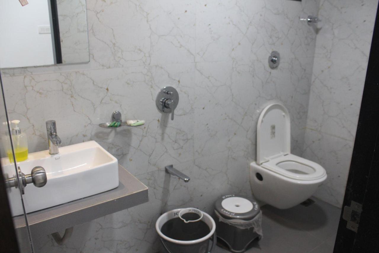 Hotel Park Inn Andheri West Мумбай Екстериор снимка